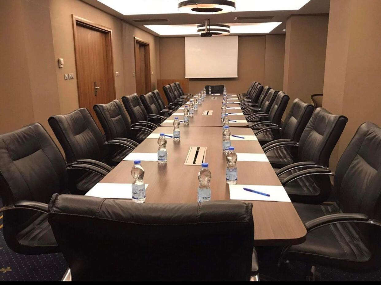 Karbala Rayhaan Hotel & Suites Buitenkant foto