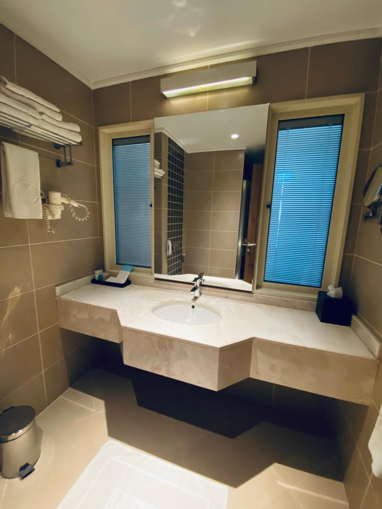 Karbala Rayhaan Hotel & Suites Buitenkant foto